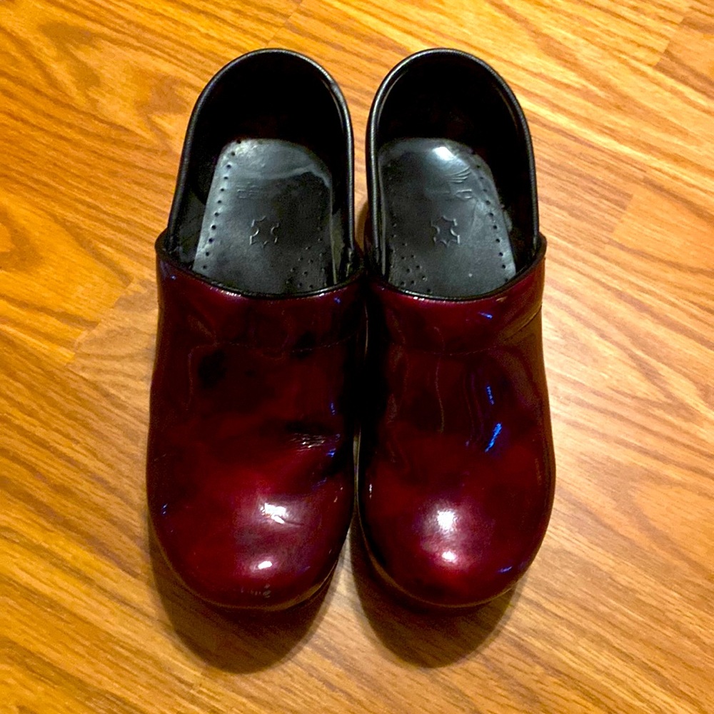 Dansko burgundy clogs